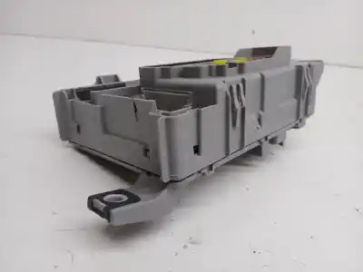 Second-hand car spare part fuse box unit for fiat doblo ii cargo (263) oem iam references 00519170140  28330956