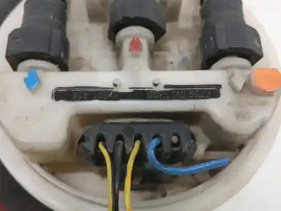 Peça sobressalente para automóvel em segunda mão Boia / Bomba Combustível por VOLVO S40 BERLINA 1.8i Referências OEM IAM 30858645  09751409903