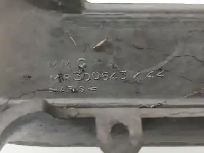 İkinci el araba yedek parçası havalandirma izgarasi için mitsubishi montero v20 v40 2500 td gl 3ptas. oem iam referansları mr300643  