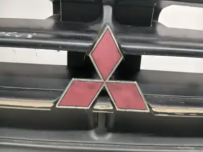 İkinci el araba yedek parçası havalandirma izgarasi için mitsubishi montero v20 v40 2500 td gl 3ptas. oem iam referansları mr300643  