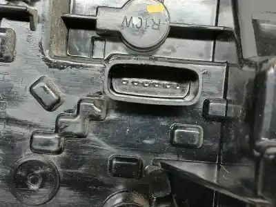Pezzo di ricambio per auto di seconda mano Lampada Posteriore Sinistra per FORD KA+ Active Riferimenti OEM IAM E4B513405A  