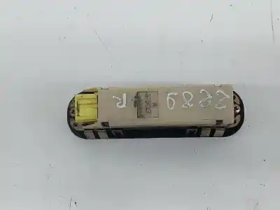 Pièce détachée automobile d'occasion Commande De Lève Vitre Avant Droit pour MITSUBISHI L 200 K6 7 2500 TD GLX 4-ptas. Références OEM IAM 513831   Pièce détachée automobile d'occasion Commande De Lève Vitre Avant Droit pour MITSUBISHI L 200 K6 7 2500 TD GLX 4-ptas. Références OEM IAM 513831