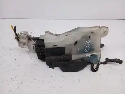 Second-hand car spare part LEFT FRONT DOOR LOCK for MERCEDES-BENZ CLASE S W220 BERLINA 320 220.065 OEM IAM references 2207200135  