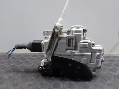 Pezzo di ricambio per auto di seconda mano SERRATURA PORTA POSTERIORE DESTRA per AUDI A4 AVANT (8K5) 2.0 Básico [2.0 Ltr. - 110 kW 16V TDI] Riferimenti OEM IAM 8E0839016AA  