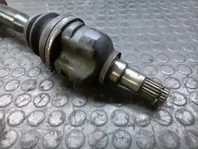 Second-hand car spare part front right transmission for toyota auris básico oem iam references   