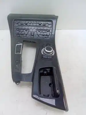 Recambio de automóvil de segunda mano de Consola Central para BMW SERIE 5 BERLINA (G30/G38) 2.0 520d M Sport Efficient Dynamics referencias OEM IAM   9206401