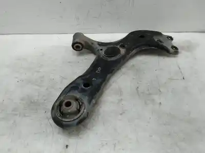 Peça sobressalente para automóvel em segunda mão braço de suspensão inferior dianteiro direito por toyota auris (_e18_) 1.8 hybrid (zwe186_) referências oem iam 