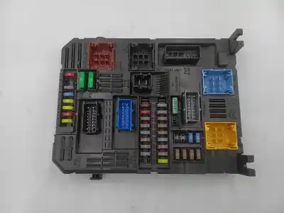 Peça sobressalente para automóvel em segunda mão caixa de fusíveis e relés por citroen c3 aircross ii (2r_, 2c_) 1.2 puretech 110 (2rhnzb, 2rhnzw, 2rhnpx, 2rhnpj) referências oem iam 