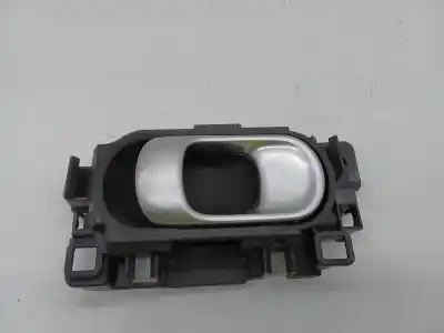Peça sobressalente para automóvel em segunda mão puxador interior traseiro direito por citroen c3 aircross ii (2r_, 2c_) 1.2 puretech 110 (2rhnzb, 2rhnzw, 2rhnpx, 2rhnpj) referências oem iam 