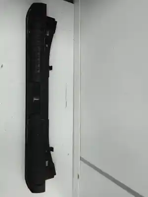 Peça sobressalente para automóvel em segunda mão molduras traseiras por land rover range rover (lm) 5.0 v8 373kw vogue referências oem iam 