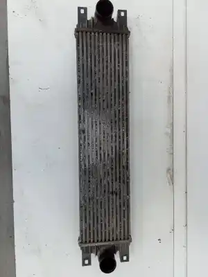 Recambio de automóvil de segunda mano de intercooler para renault master iii furgon fv 2.3 dci 135 fwd referencias oem iam   874806m