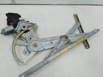 Piesă de schimb auto la mâna a doua Motoras Macara Geam Fata Dreapta pentru TOYOTA VERSO (AUR2/ZGR2) Verso Referințe OEM IAM   698100F020