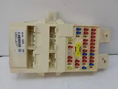 Second-hand car spare part Fuse Box Unit for SSANGYONG TIVOLI 1.6 OEM IAM references   8215035030
