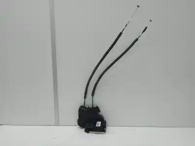 Second-hand car spare part Rear Right Door Lock for SSANGYONG TIVOLI 1.6 OEM IAM references   7132035001