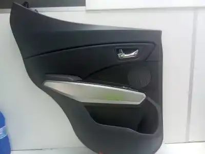 Автозапчастина б/у обкітка задніх лівіх дверей для SSANGYONG TIVOLI 1.6 Посилання на OEM IAM   