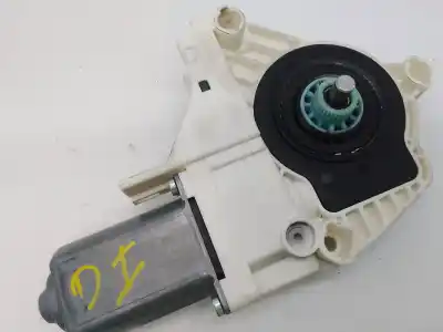 İkinci el araba yedek parçası ÖN SOL CAM MOTORU için SKODA SUPERB COMBI (3T5)  OEM IAM referansları   8K0959801A