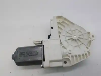 Автозапчастина б/у ДВИГАТЕЛЬ ПЕРЕДНЬОГО ПРАВОГО СКЛА для SKODA SUPERB COMBI (3T5)  Посилання на OEM IAM   8K0959802A