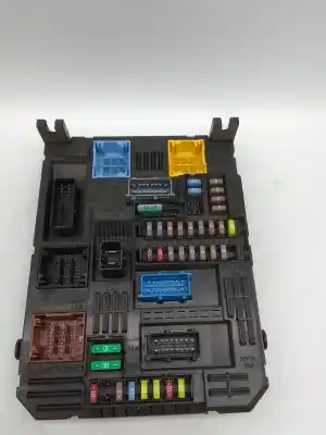 Second-hand car spare part fuse box unit for opel combo life e opel combo oem iam references 