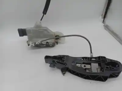 Second-hand car spare part left front door lock for opel combo life e opel combo oem iam references 