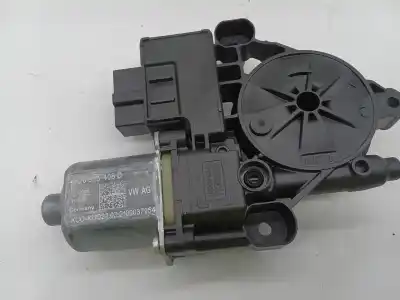 Peça sobressalente para automóvel em segunda mão motor elevador vidro traseiro direito por seat leon sportstourer (kl8) 1.5 tsi referências oem iam 