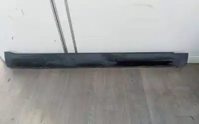 Автозапчастина б/у права бічна сподница (виріз) для SSANGYONG TIVOLI 1.6 Посилання на OEM IAM   7956035000