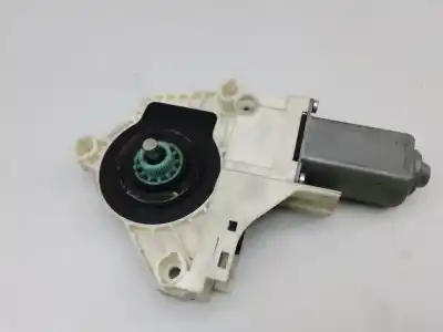 İkinci el araba yedek parçası ÖN SOL CAM MOTORU için SKODA SUPERB COMBI (3T5)  OEM IAM referansları   8K0959801A