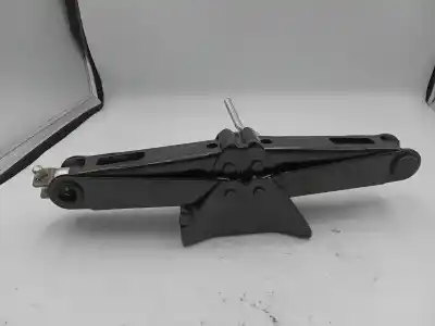 Second-hand car spare part jack for opel combo life e opel combo oem iam references 