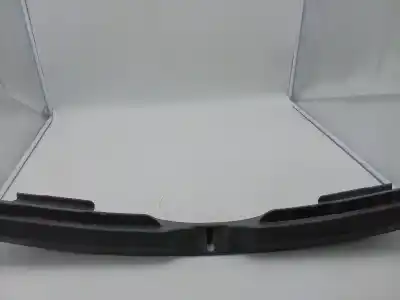 Pezzo di ricambio per auto di seconda mano Modanatura Posteriore per TOYOTA VERSO (AUR2/ZGR2) 1.6 82KW Riferimenti OEM IAM   647160F020
