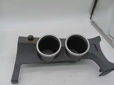 Peça sobressalente para automóvel em segunda mão porta copos central por toyota verso (aur2/zgr2) 1.6 82kw referências oem iam 