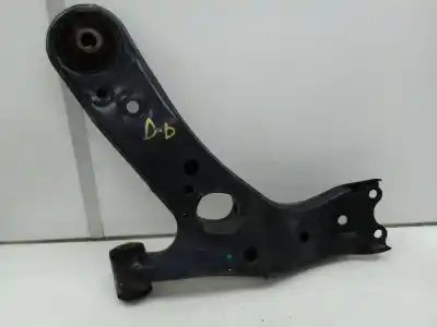 Автозапчасти б/у передний правый нижний рычаг подвески за TOYOTA AURIS (_E18_) 1.8 HYBRID (ZWE186_) ссылки OEM IAM   
