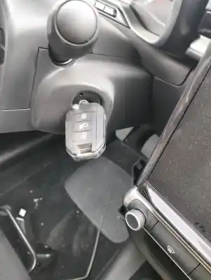 Автозапчастина б/у стартер для CITROEN C3 / C3 ORIGIN III (SX) 1.2 VTi 82 Посилання на OEM IAM   