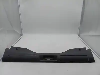 Peça sobressalente para automóvel em segunda mão molduras traseiras por land rover range rover evoque (l538) 2.2 d 4x4 referências oem iam 