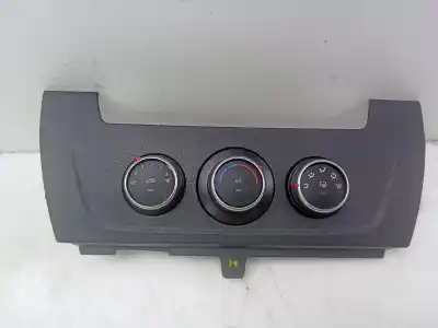 Автозапчастина б/у контроль опалення / кондиціонації для RENAULT MASTER III FURGON FV 2.3 dCi 135 FWD Посилання на OEM IAM   275106521R