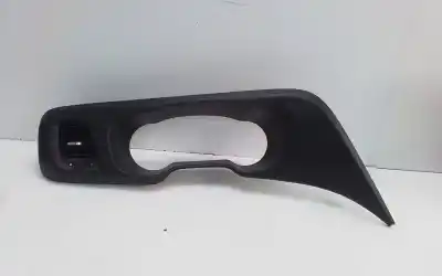 Автозапчастина б/у молдинг для iveco daily furgón 2.3 diesel посилання на oem iam 