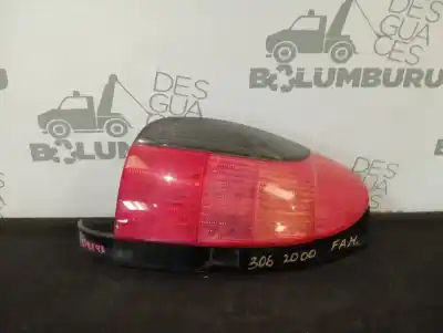 Pièce détachée automobile d'occasion FEU ARRIÈRE GAUCHE pour PEUGEOT 306 BREAK  Références OEM IAM 6350J3  