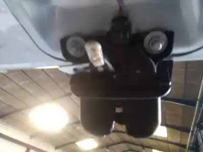 Second-hand car spare part trunk lock for audi a2 (8z) 1.4 oem iam references   