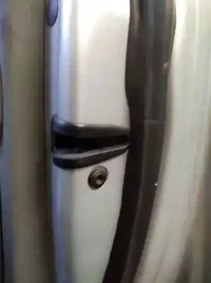 Peça sobressalente para automóvel em segunda mão fechadura da porta dianteira direita por audi a2 (8z) 1.4 referências oem iam 