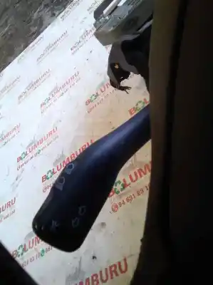 Peça sobressalente para automóvel em segunda mão comutador de piscas  por audi a2 (8z) 1.4 referências oem iam 