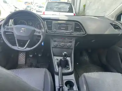 Second-hand car spare part dashboard for seat leon (5f1) 1.6 tdi oem iam references 5f1857005etpi
