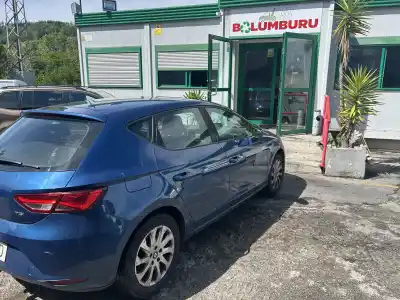 Peça sobressalente para automóvel em segunda mão tampa do gancho de reboque dianteiro por seat leon (5f1) 1.6 tdi referências oem iam 5f0807241gru