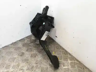 Автозапчастина б/у педаль зцеплення для ford ka+ essential посилання на oem iam e3b1-7b833-ae  