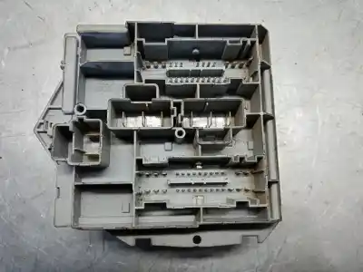 Tweedehands auto-onderdeel relais/zekeringenkastje voor fiat bravo (198) 1.6 16v active multijet (77kw) oem iam-referenties a22311909