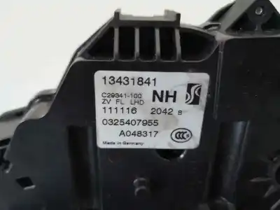 Second-hand car spare part left front door lock for opel corsa e selective oem iam references 13431841  