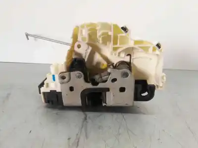 Second-hand car spare part left front door lock for dodge journey se oem iam references 