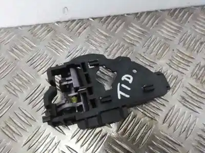 Peça sobressalente para automóvel em segunda mão puxador interior traseiro direito por hyundai ix35 comfort 2wd 116 cv / 85 kw referências oem iam 