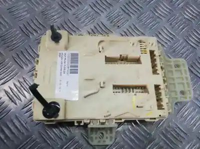 Peça sobressalente para automóvel em segunda mão caixa de fusíveis e relés por hyundai ix35 comfort 2wd 116 cv / 85 kw referências oem iam 91950-2s721- el- fl- l