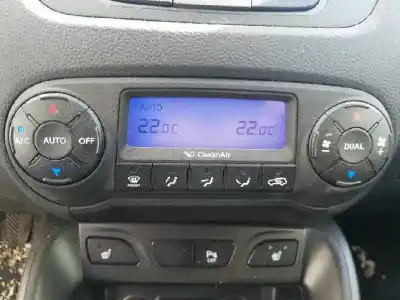 Peça sobressalente para automóvel em segunda mão comando de sofagem (chauffage / ar condicionado)  por hyundai ix35 comfort 2wd 116 cv / 85 kw referências oem iam 97250-2y400-tjn