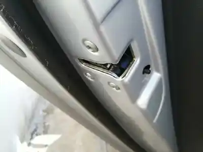 Peça sobressalente para automóvel em segunda mão fechadura da porta traseira esquerda por hyundai ix35 comfort 2wd 116 cv / 85 kw referências oem iam 