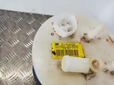 Peça sobressalente para automóvel em segunda mão boia / bomba combustível por hyundai ix35 comfort 2wd 116 cv / 85 kw referências oem iam 31110-2y230