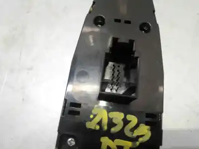 Peça sobressalente para automóvel em segunda mão botão / interruptor elevador vidro dianteiro esquerdo por bmw 1 (f20) 116 d referências oem iam l1-0145